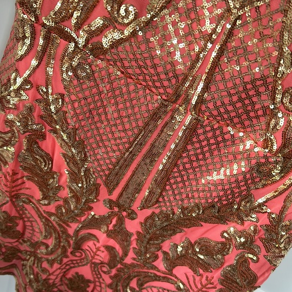 Goddiva London Coral and Gold sequin dress - Picture 4 of 6
